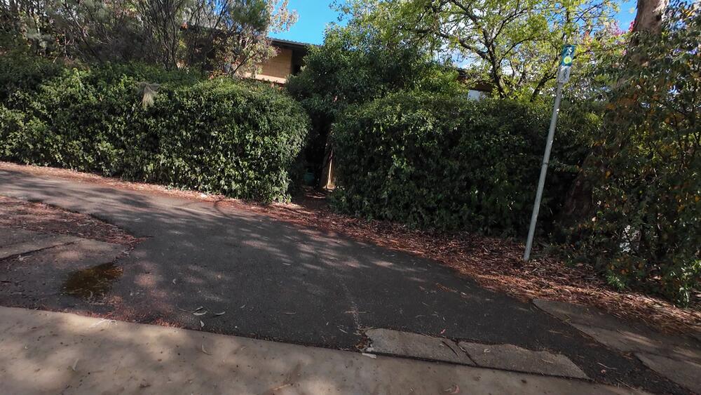 C6 - near Northbourne Avenue
