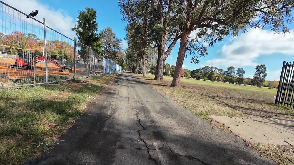 Past Lyneham High School to C1