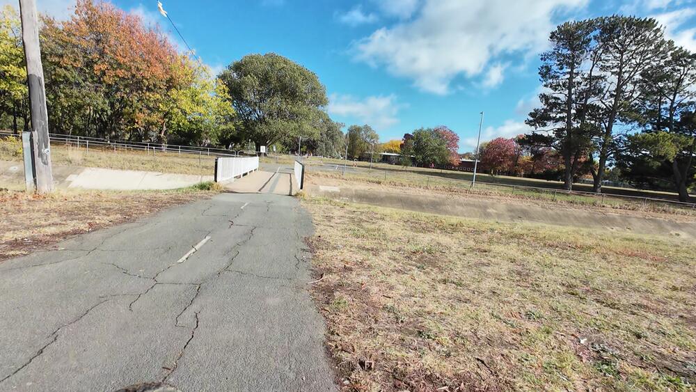 Past Lyneham High School to C1