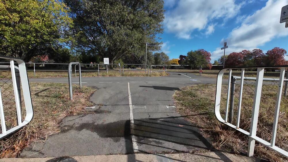 Past Lyneham High School to C1